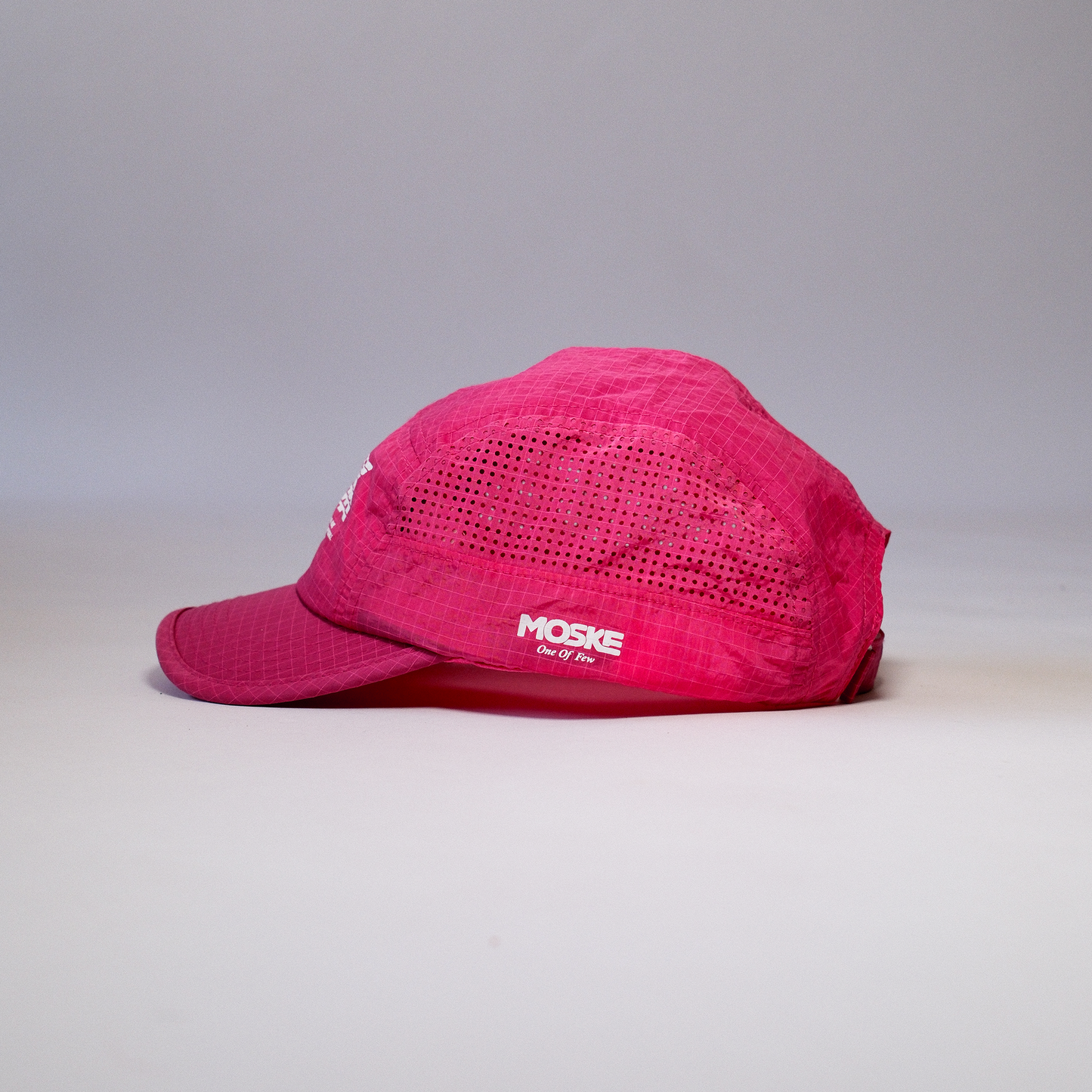 Gorra tecnica rosa